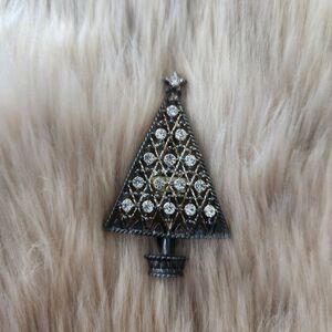 Eisenberg Ice Vintage Silver and Rhinestone Christmas‎ Tree Pin
